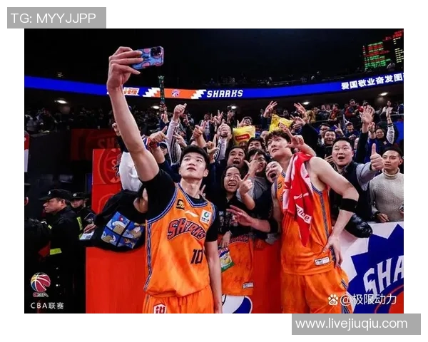 CBA北控队与上海队激战正酣谁能在这场对决中笑到最后
