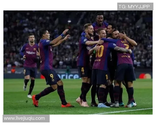 巴萨与热刺对决精彩回顾及比赛分析全景呈现