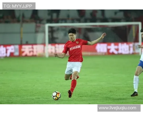 广东体育盛宴鲁能与恒大巅峰对决引发球迷热潮